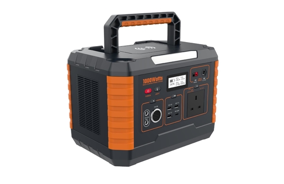 303Wh Portable Power Station Outdoor 3,8kg 60W Wechselstrom-Eingang und 12-26V/4A Solarladung